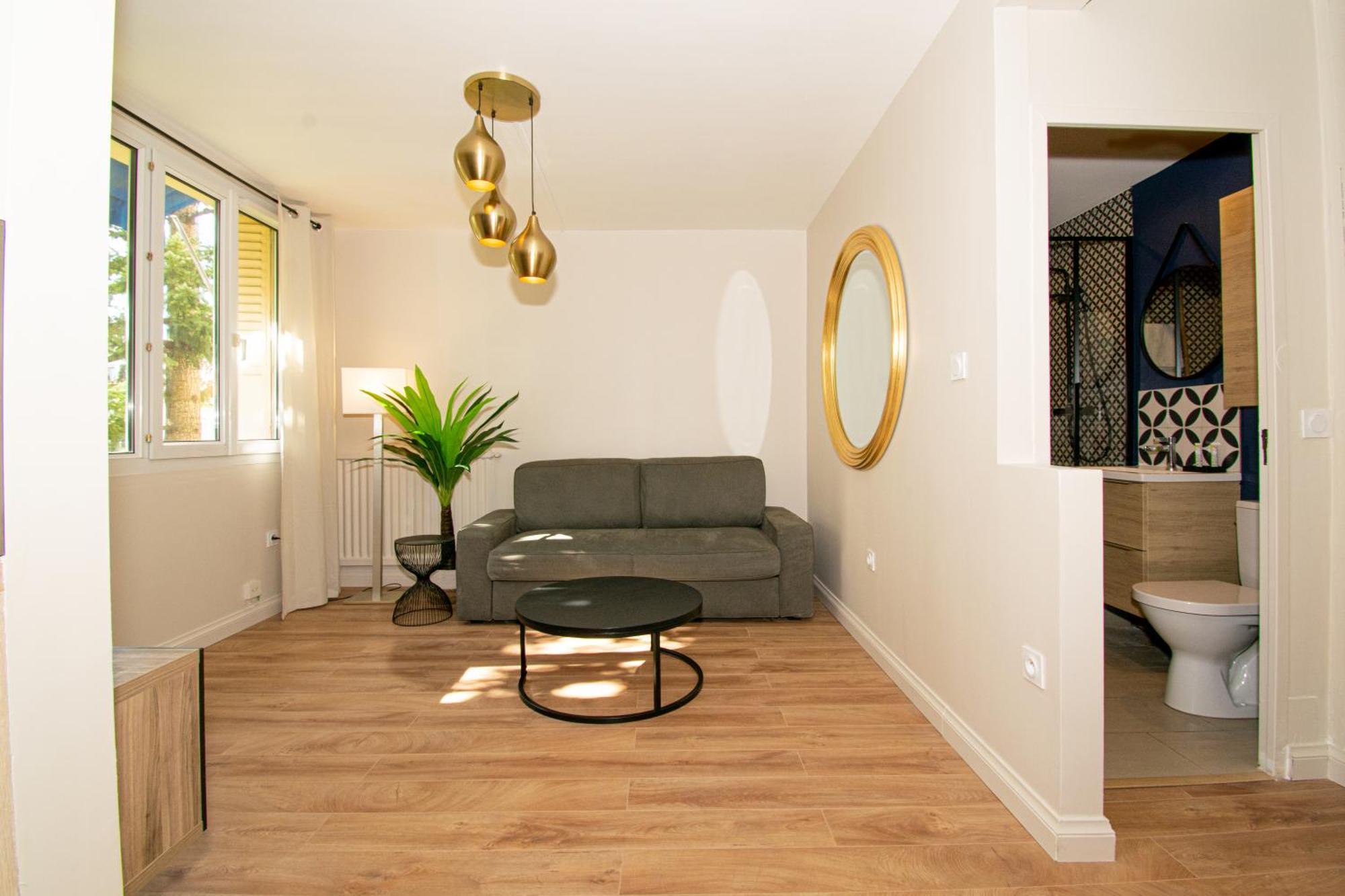 Suite Maddison Villeurbanne Buitenkant foto
